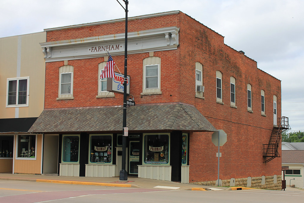 Farnham Building Fennimore, WI Built in 1900. Tom McLaughlin Flickr