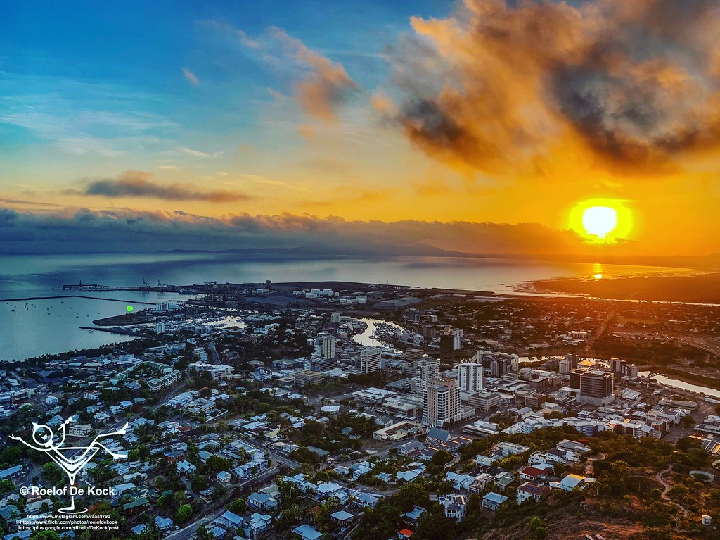Sun rise from Castle Hill at sun, Townsville, Queensland,… Flickr