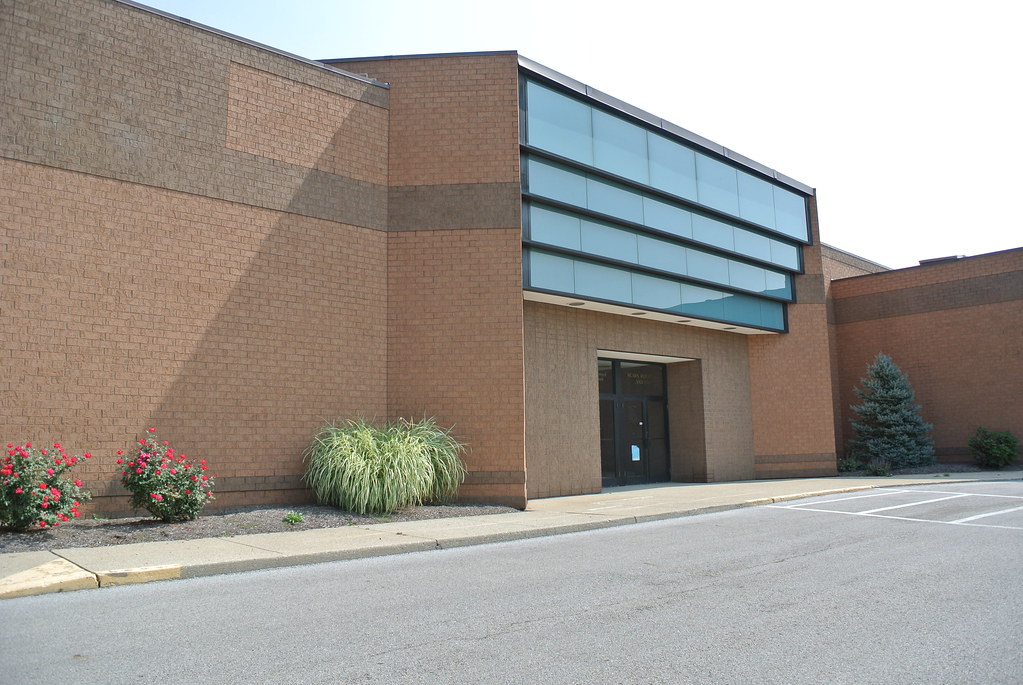Sears River Valley Mall Lancaster OH gameking3 Flickr