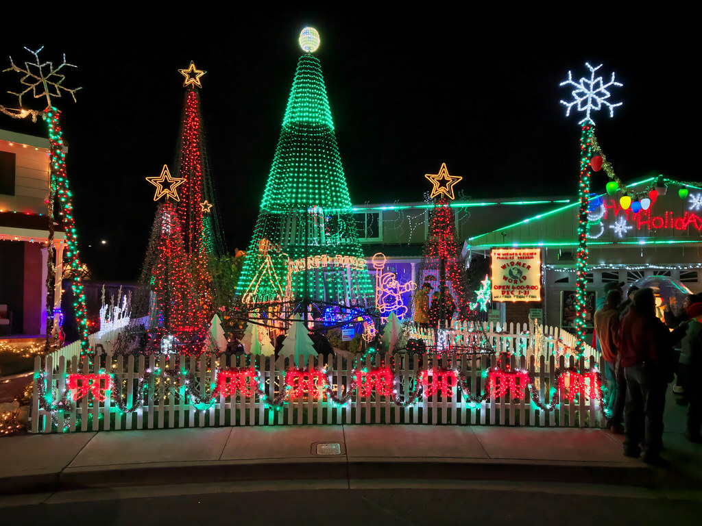 Touring "Too Much!" Christmas Decorated Houses, 2018 Flickr