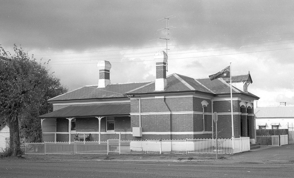 LANCEFIELD HIGH STREET 046, LANCEFIELD POST OFFICEMRCHLS … Flickr