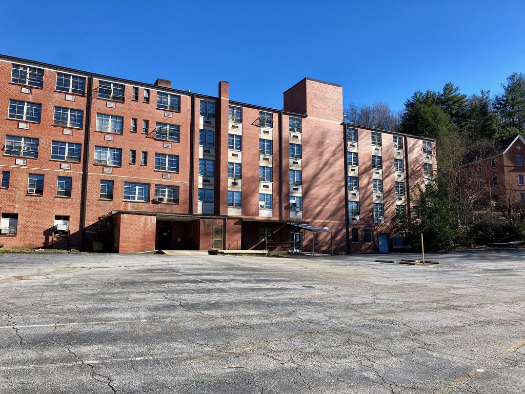 Old Haywood County Hospital, Waynesville, NC Warren LeMay Flickr