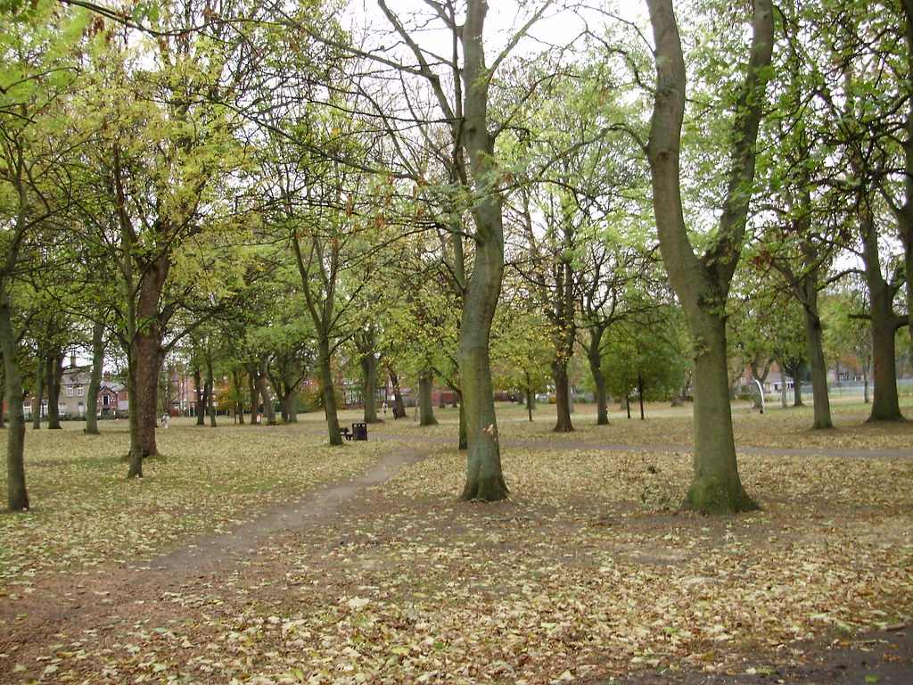 Cross Flats Park,Beeston Flickr