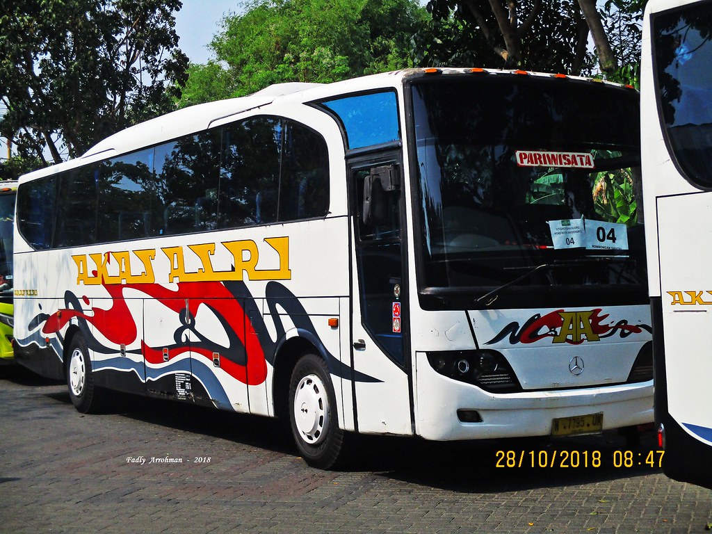Bus Pariwisata Akas Asri