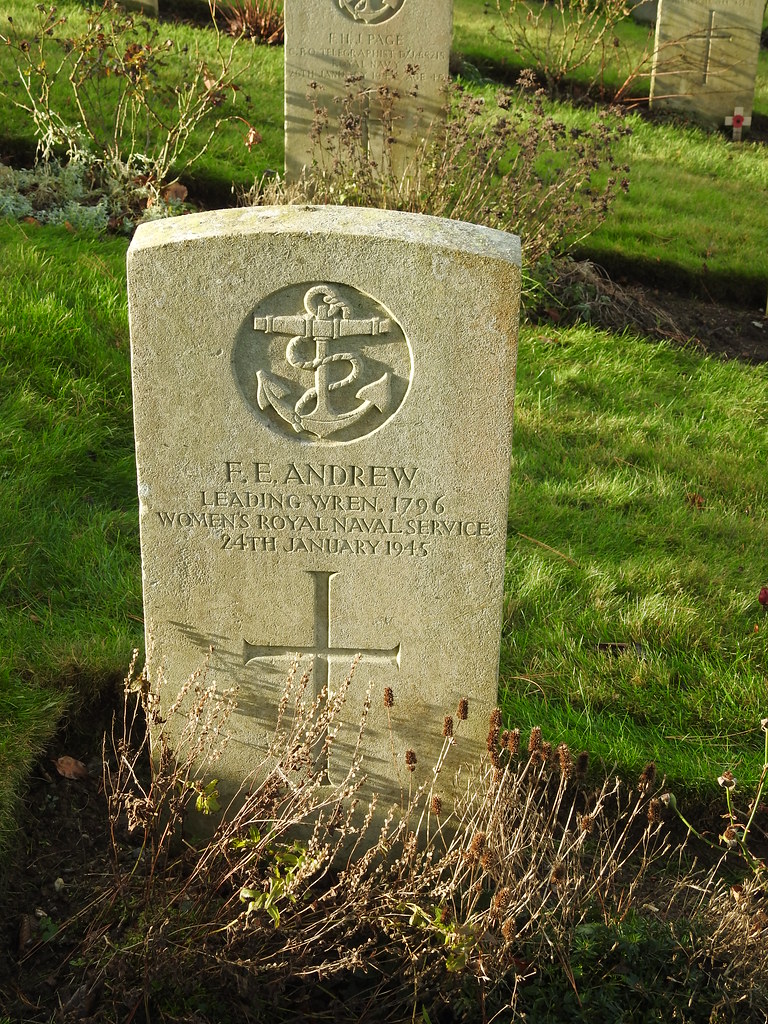 Weston Mill Cemetery, Plymouth 30 November 2018 Leading Wr… Flickr