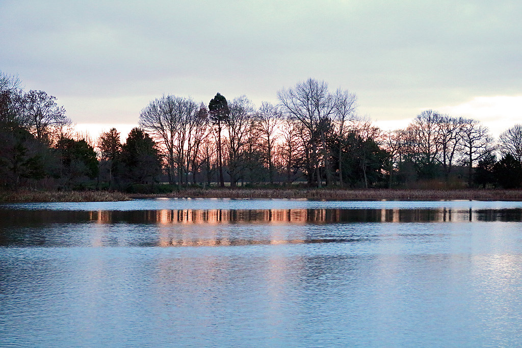 201812103631 Sunrise over Middleton Lake Peak Rambler Flickr