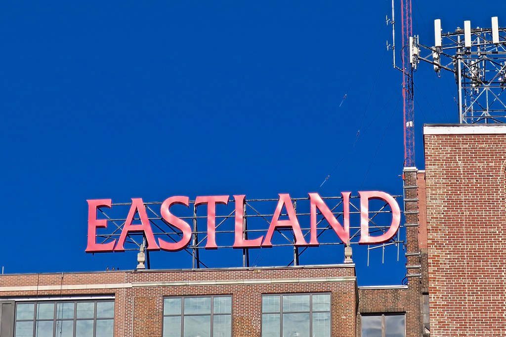 Eastland, Portland, ME Eastland sign atop the Westin Portl… Flickr