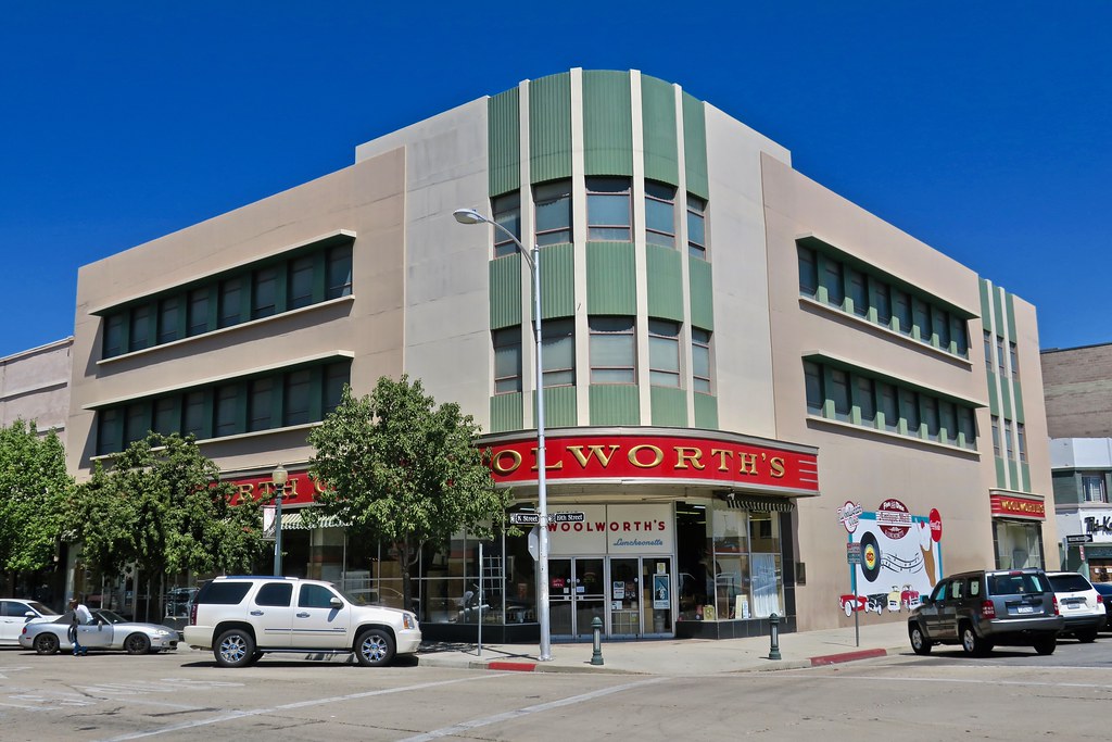 Woolworth's, Bakersfield, CA Woolworth's Building, 1400 19… Flickr