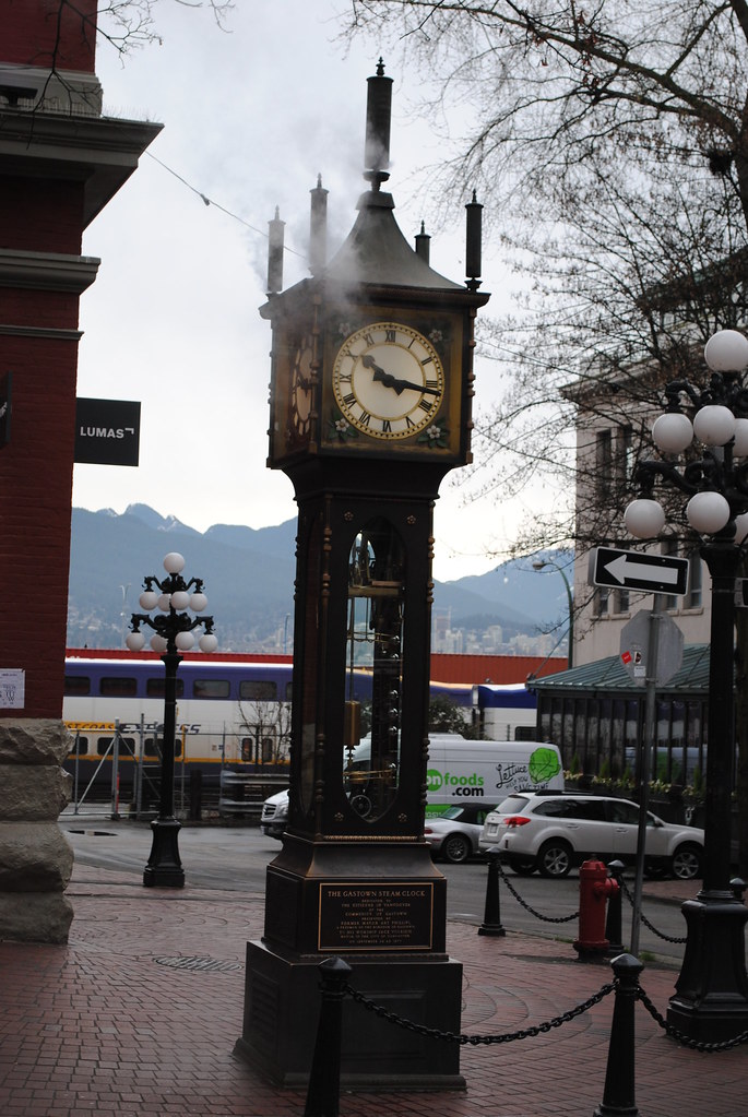 Vancouver clock 2 Glenn Roberts Flickr