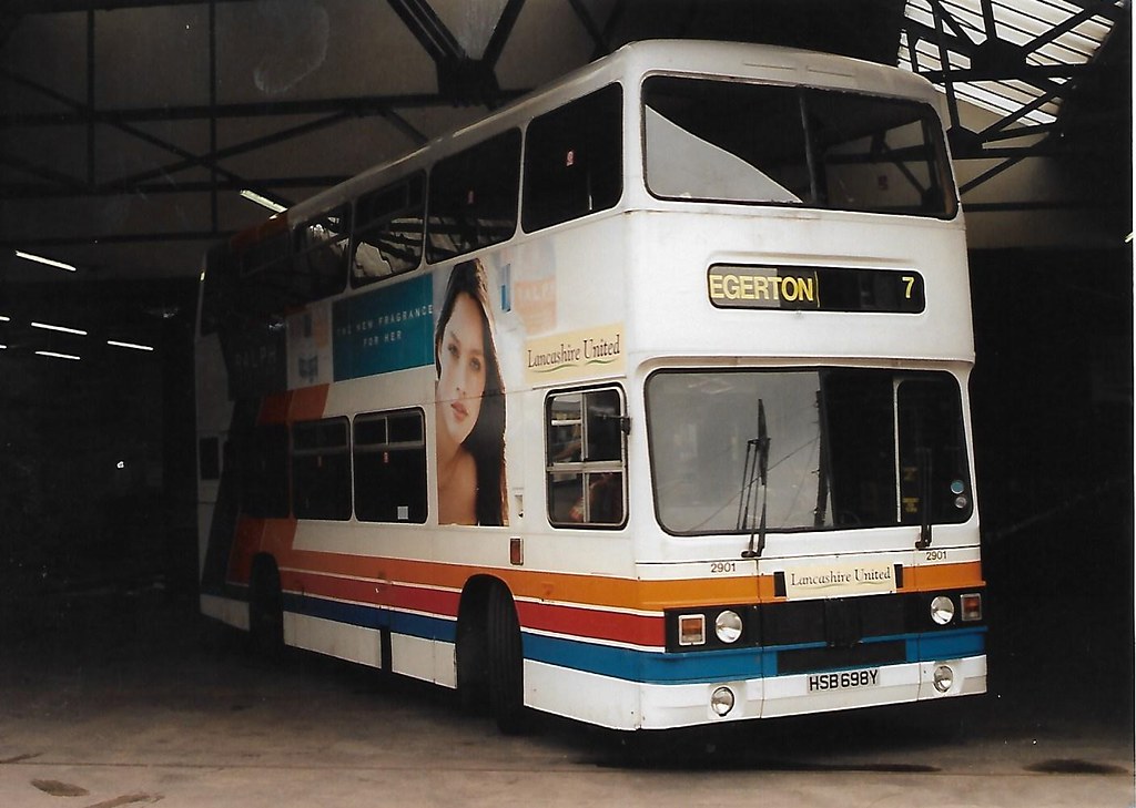 Bolton garage, 9th June 2001 Chris Roberts Flickr