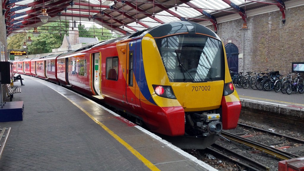 Windsor and Eton Riverside Station 692018. Class 707 No.… Flickr