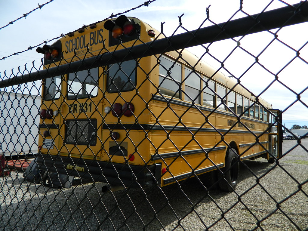 exHardeman County Schools 56 (4) CR Truck Sales Grayson… Flickr