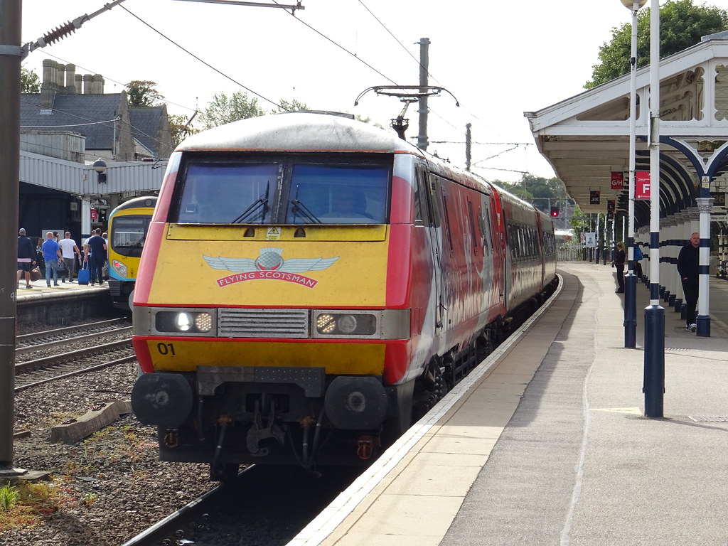 LNER 91101 Durham London North Eastern Railway Class 91,… Flickr