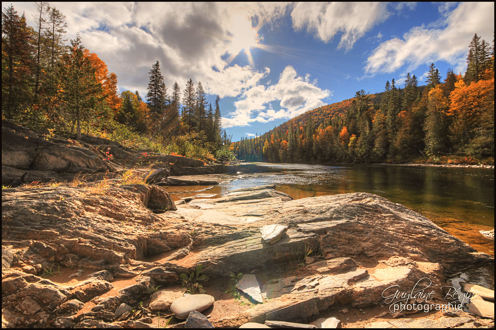 D’or et de lumière La rivière Cascapédia Haute Gaspésie, Q… Flickr