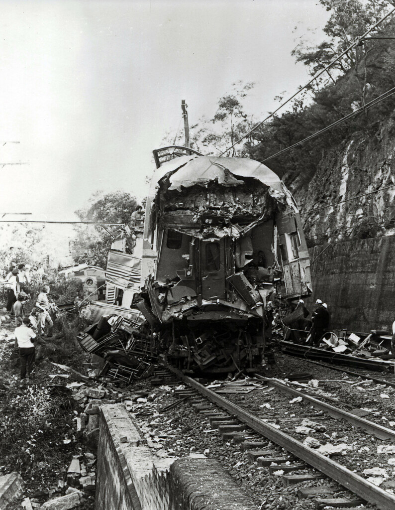 Glenbrook Train Smash a photo on Flickriver