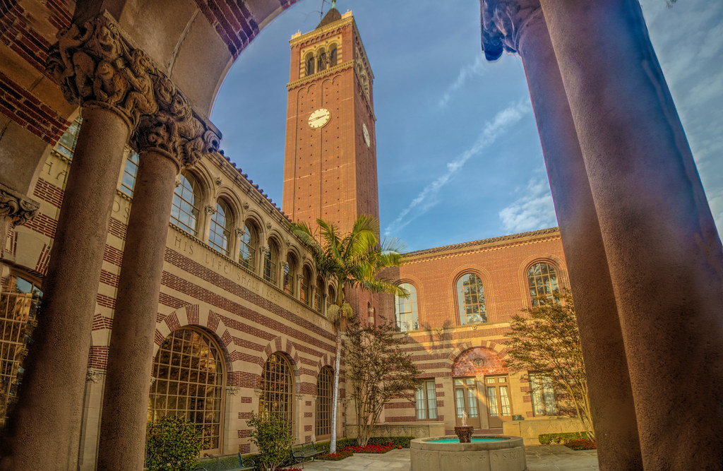 Mudd Hall Courtyard, USC Mudd Hall is located on the south… Flickr