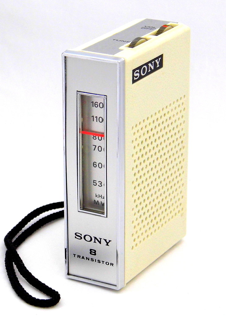 Vintage Sony Transistor Radio, Model 3R68, AM Band, 8 Tra… Flickr