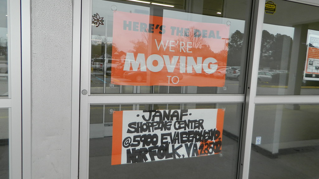 Big Lots closure notice Big Lots 455 (closed) [27,300 squ… Flickr