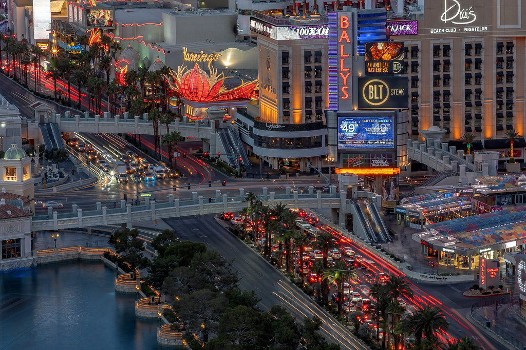 Las Vegas Strip (Night Shots) The Las Vegas Strip is a str… Flickr