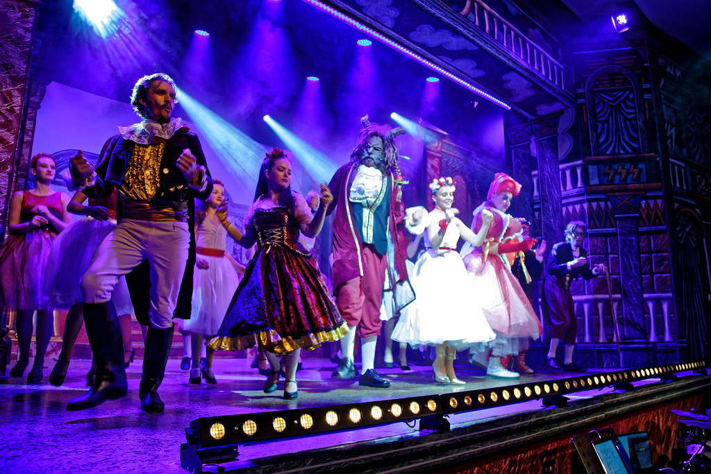 Beauty and the Beast © Malvern Hostick 507 Beauty and the … Flickr