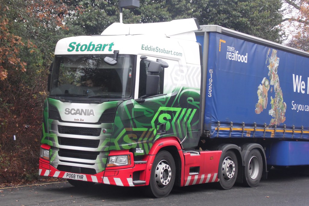 H5528 PO68 YHR "Izzie Zoe" Tesco superstore, Monkspath, So… Flickr