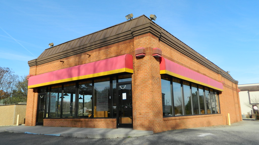 Wendy's (closed) Wendy's 4866 (closed) [2,608 square feet… Flickr