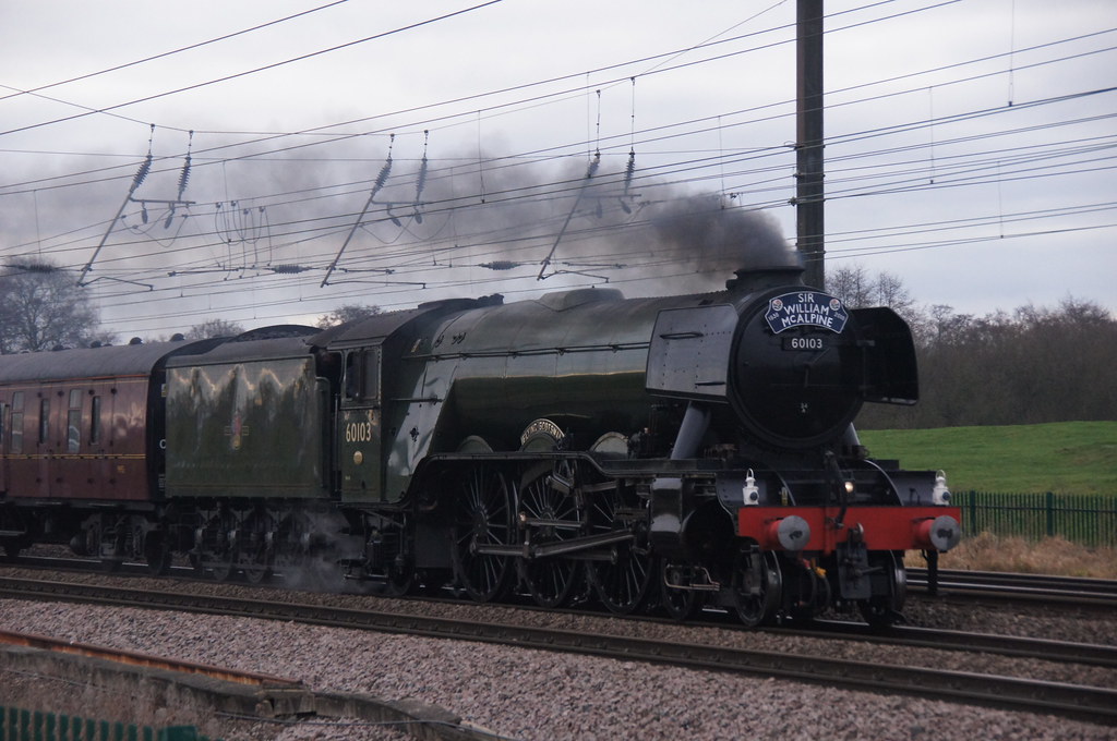 DSC07682 60103 Passing P&R Tadcaster Rd York, on The Macal… Flickr