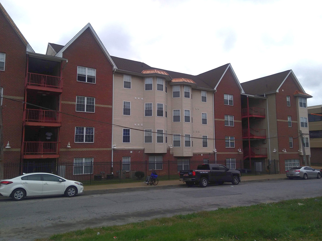 201803LP10 Quaker Village Apartments a previous rebate … Flickr