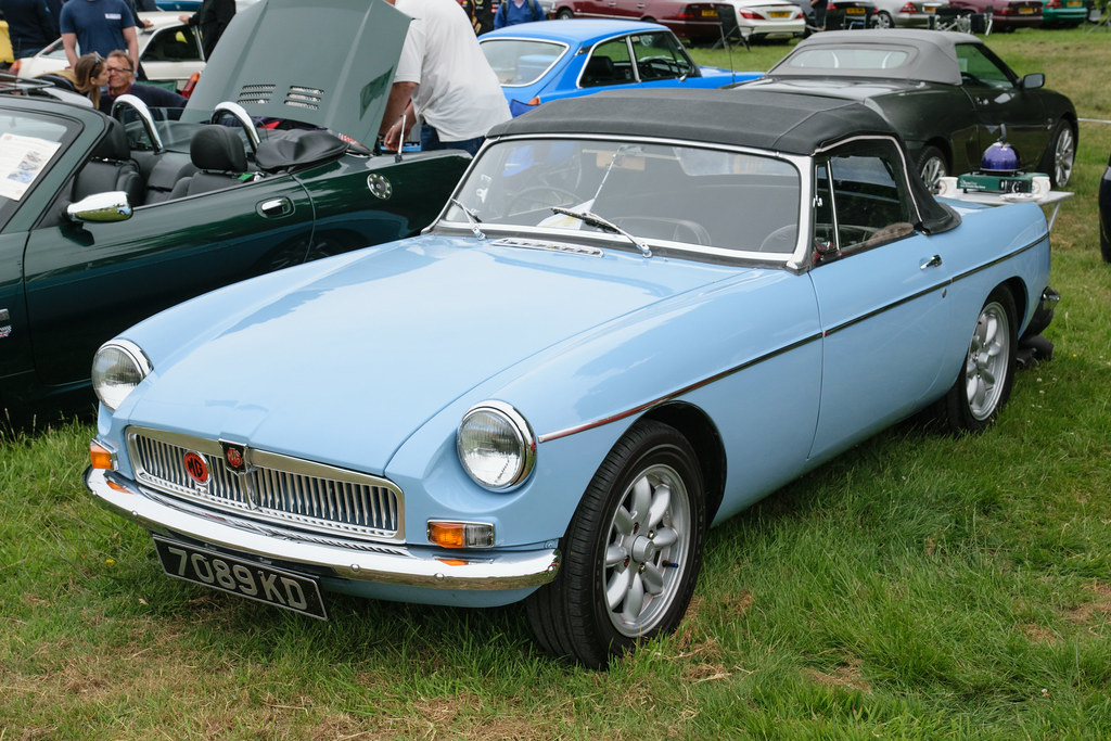 MG B Roadster (1963) Trentham Gardens Classic Car Show 17/… Steve