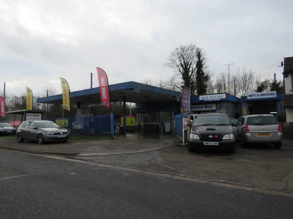 Former Petrol Station Sundon Park Road, Luton, Bedfordsh… Flickr