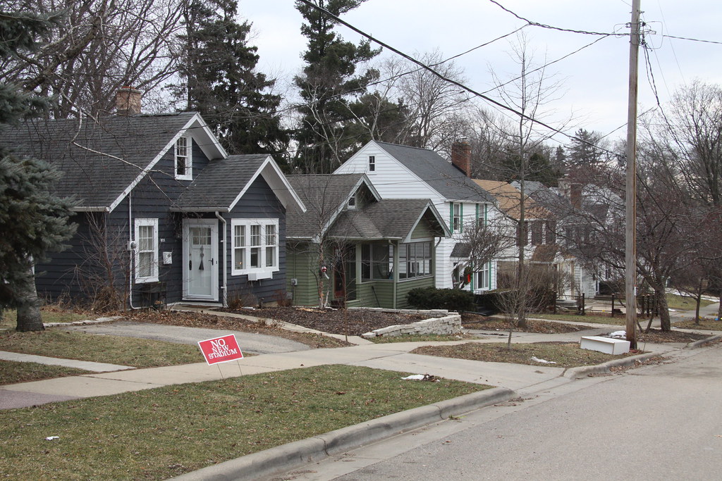 Edgewood Colege Stadium 075 David Thompson Flickr