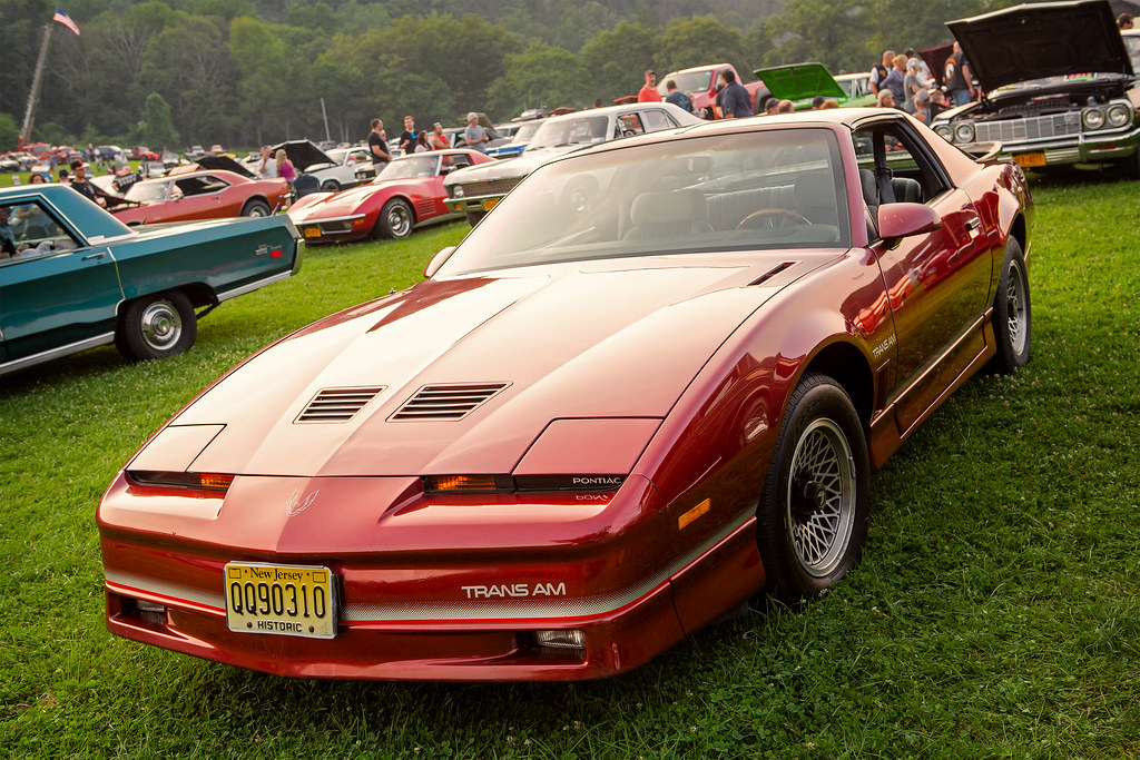 Pontiac Firebird Trans Am (FBody) A beautiful 3rd generat… Flickr