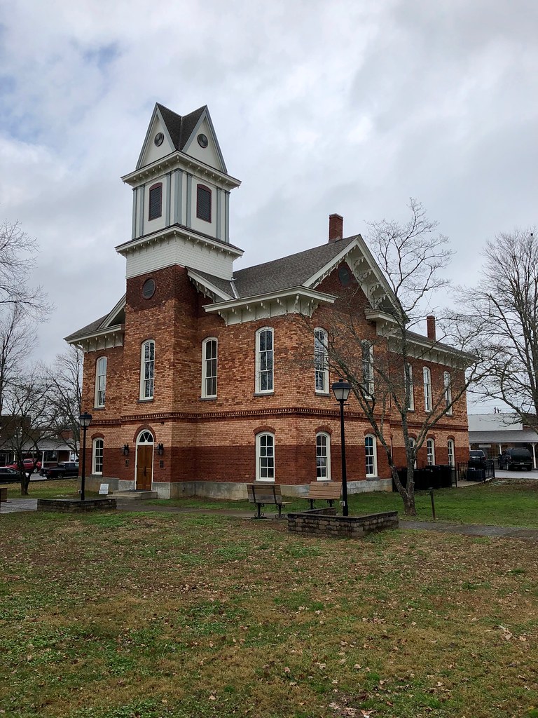Clay County Courthouse, Hayesville, NC Warren LeMay Flickr