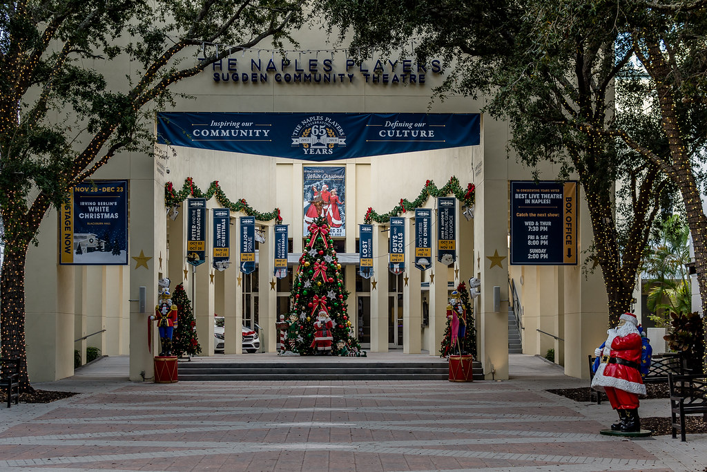 Christmas In the Air Fifth Avenue Naples, FL John Flickr