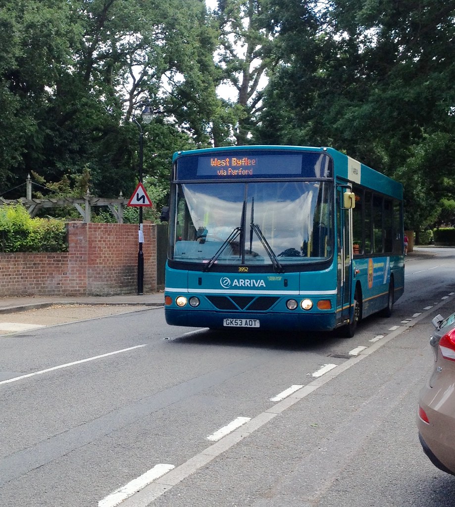 Arriva 3952. GK53AOT . Coldharbour Rd Pyrford 27/6/15 at 1… Flickr