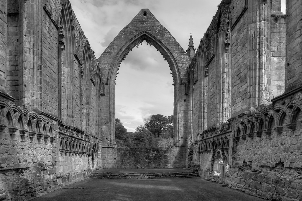 BOLTON ABBEY PRIORY RUINS, BOLTON ABBEY, NORTH YORKSHIRE, … Flickr