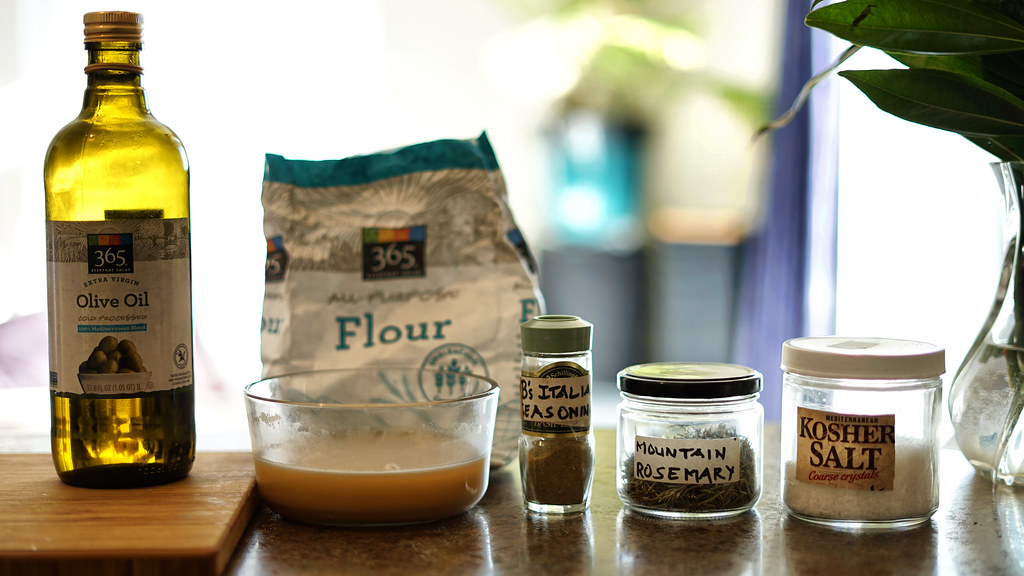 INGREDIENTS FOR PIZZA Olive oil, yeast, my own blend of It… Flickr