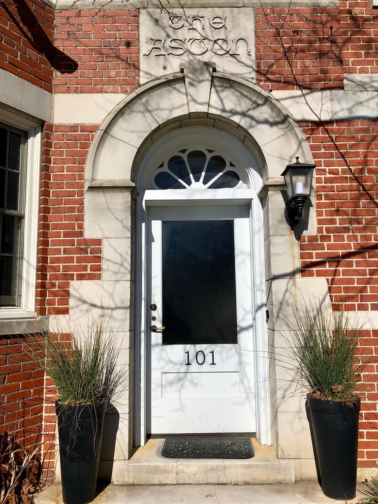 The Aston Apartments, Asheville, NC Warren LeMay Flickr