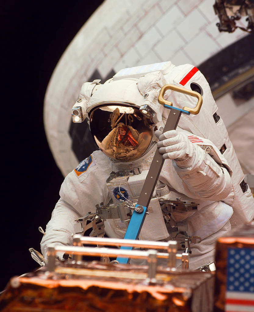 Hubble Servicing Missi#2587 | In celebration of the 25th ann… | Flickr