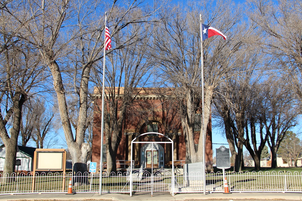 Hartley County Courthouse (Channing, Texas) Historic Hartl… Flickr