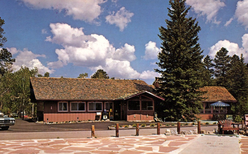 Estes Park, Colorado, Nicky's Restaurant a photo on Flickriver