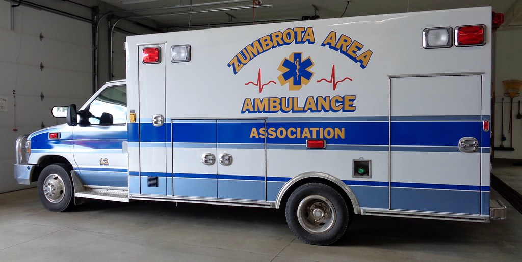 Zumbrota Area Medic unit 12 Zumbrota, MN PHD280 Flickr