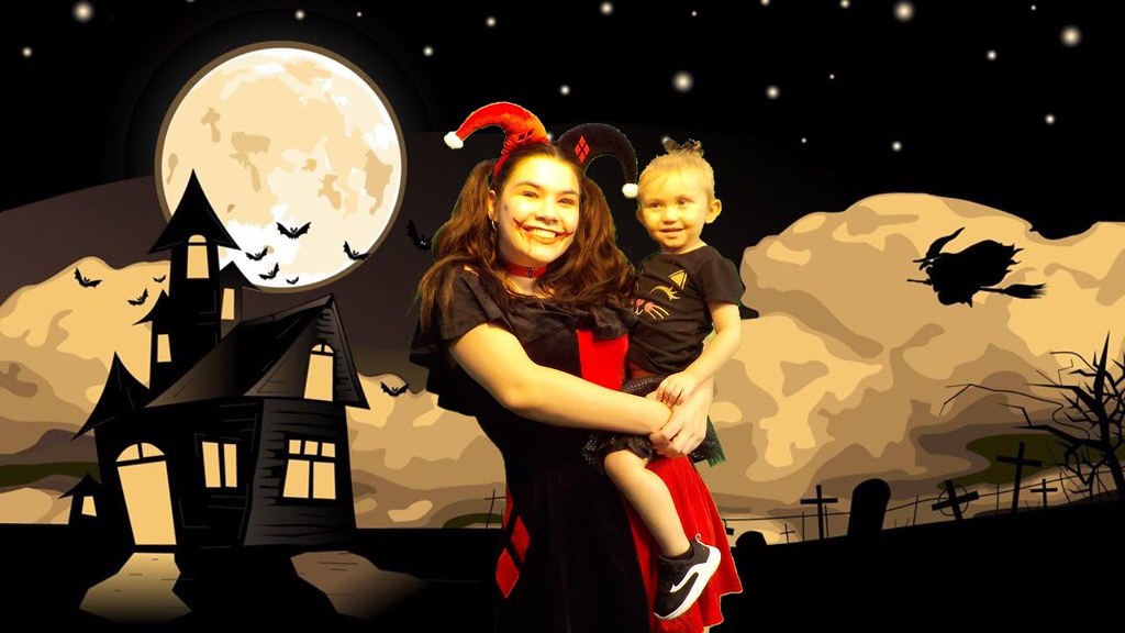 Halloween in the Park 2018 The Friendswood Library used a … Flickr