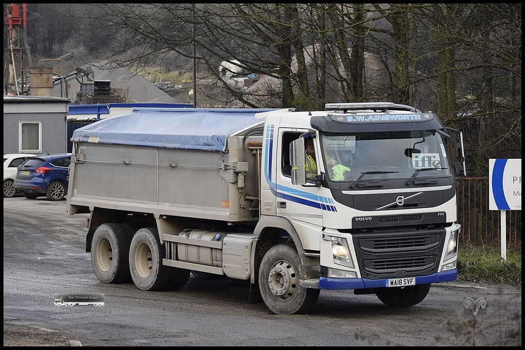 Volvo FM,S,W Ainsworth Haulage. SteveJeffsson Flickr