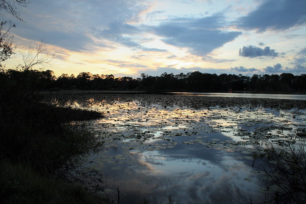 Sunset Lake Kathryn Sunset over Lake Kathryn (My backyard)… Flickr