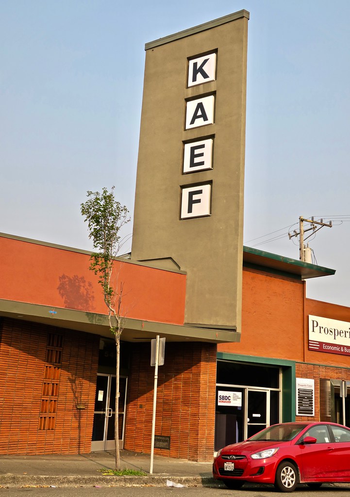 KAEF, Eureka, CA Sign for KAEF TV station studios, corner … Flickr