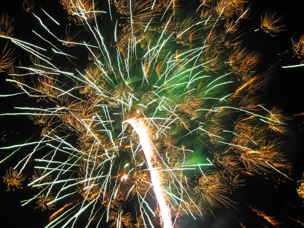 Fireworks (31 December 2018) (Haydenville, Ohio, USA) 32 Flickr