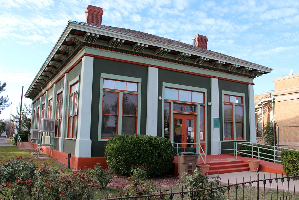 Old Library Hall (Douglas, Arizona) Historic Library Hall … Flickr