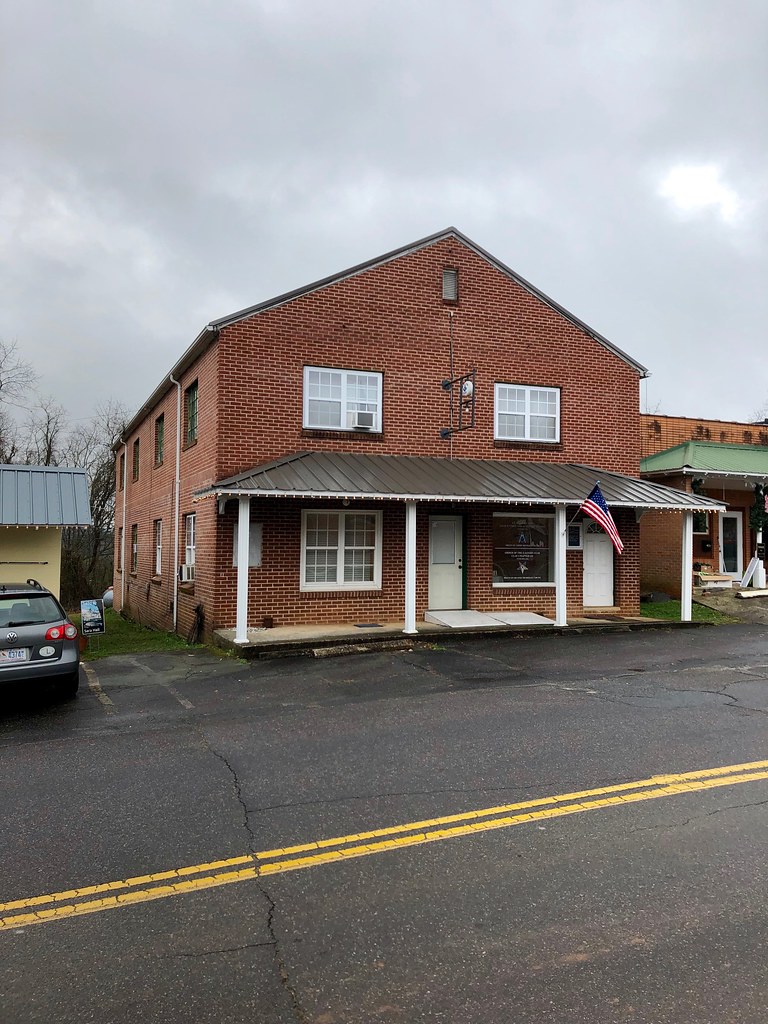 Masonic Lodge, Hayesville, NC Warren LeMay Flickr