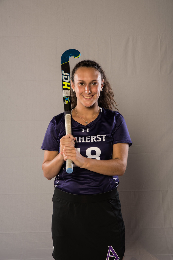 Amherst_College_Field_Hockey_Team_20180903_CS2_5368 Flickr